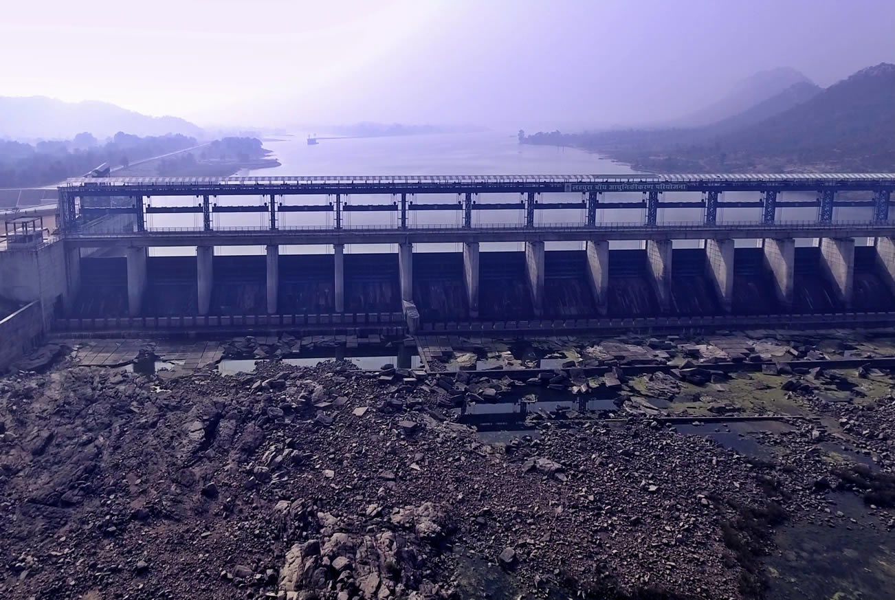 Lahchura Dam